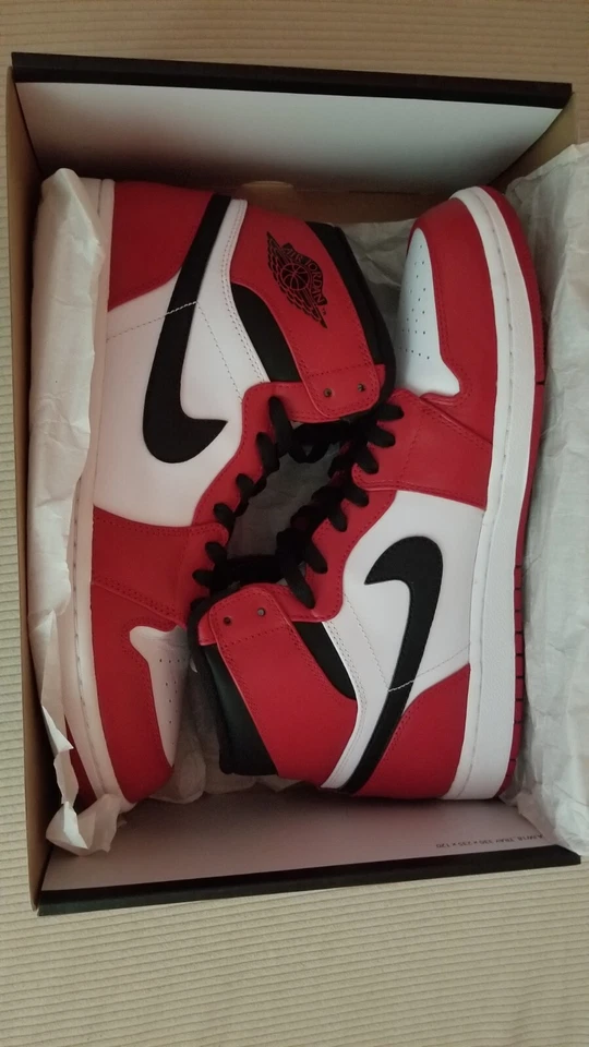 Nike Air Jordan 1 High Retro, foto 2 de 5