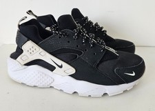 Black white lace up junior boys trainers size 5.5 (EU 38.5) Nike Huarache Run