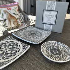 NIB Brighton Medallion Plate Set of 3 Porcelain Decor Pieces Ring Plate