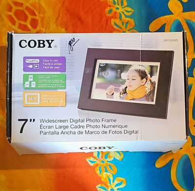 Coby DP700WD 7in 16:9 TFT Digital Photo Frame USB Wall-Mount Brown