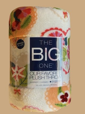 Floral Hearts Throw Blanket Valentines Day 5x6 Feet Plush Oversized The Big One