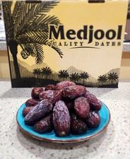 Fresh Organic Medjool dates