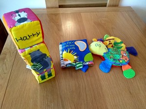 nuby flip flop teether book