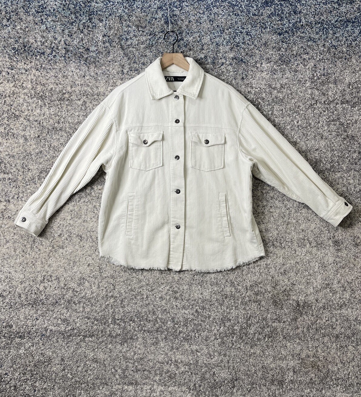 Zara GUC velluto a coste bianco avorio giacca sopracamicia camicia shacket taglia small orlo a fila