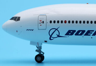 1:200 JC Wings Boeing Company White Color B777-9x Diecast