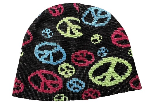 Nirvanna Designs Hand Knit Gray Peace‎ Sign Mohawk Hat Nirvanna Designs (@nirvanna.designs) • Instagram photos and  main image 2