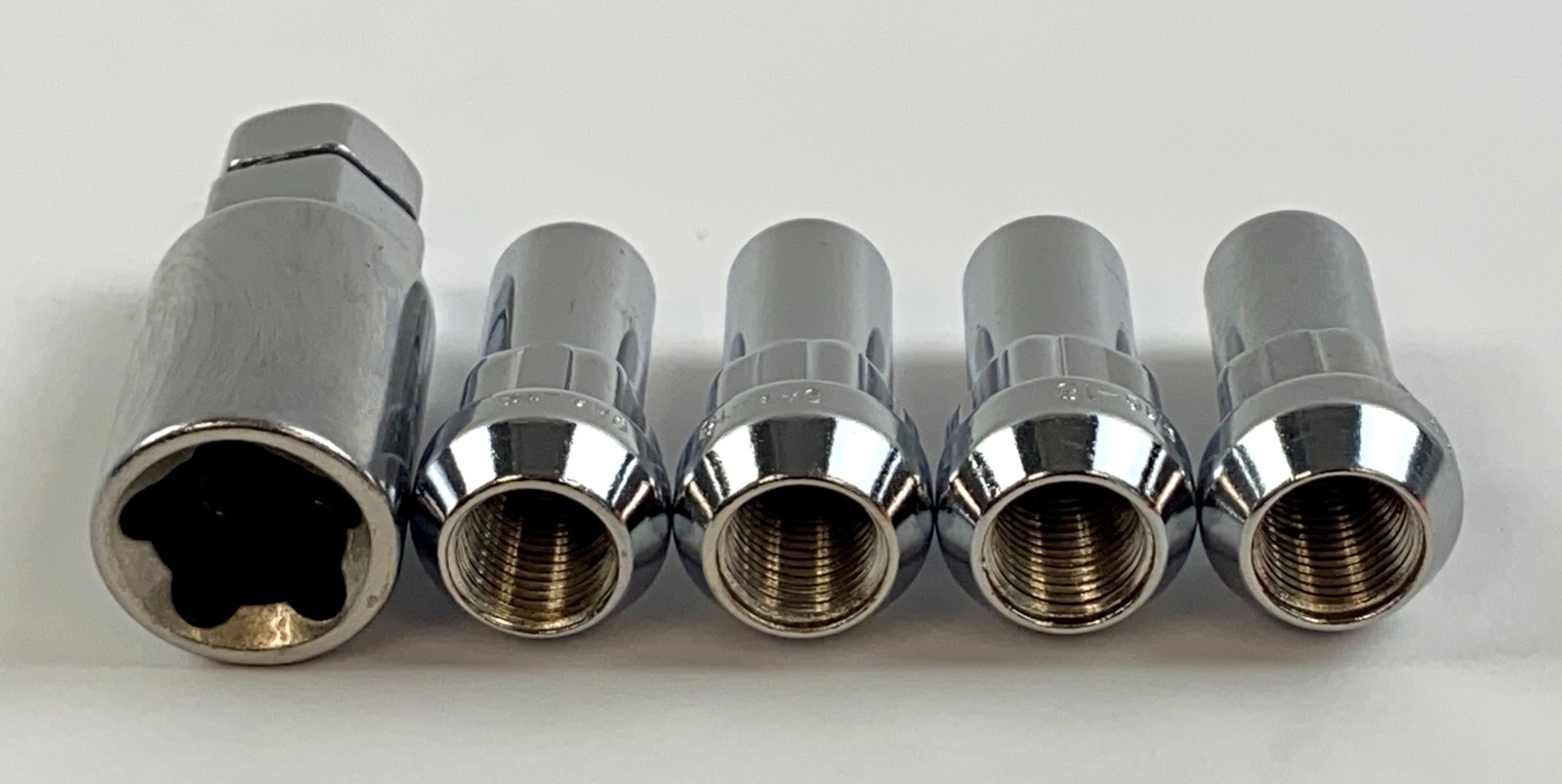 Mr. Lugnut Wheel Locks Chrome Acorn Long 9/16 inch18 4308XL4 Lot of