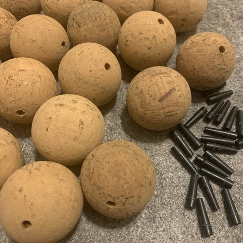 (25) Vtg 1.75” LARGE Fishing Corks w/Slip Pegs NOS Williamson’s Bear Cat 70’s - Picture 4 of 14