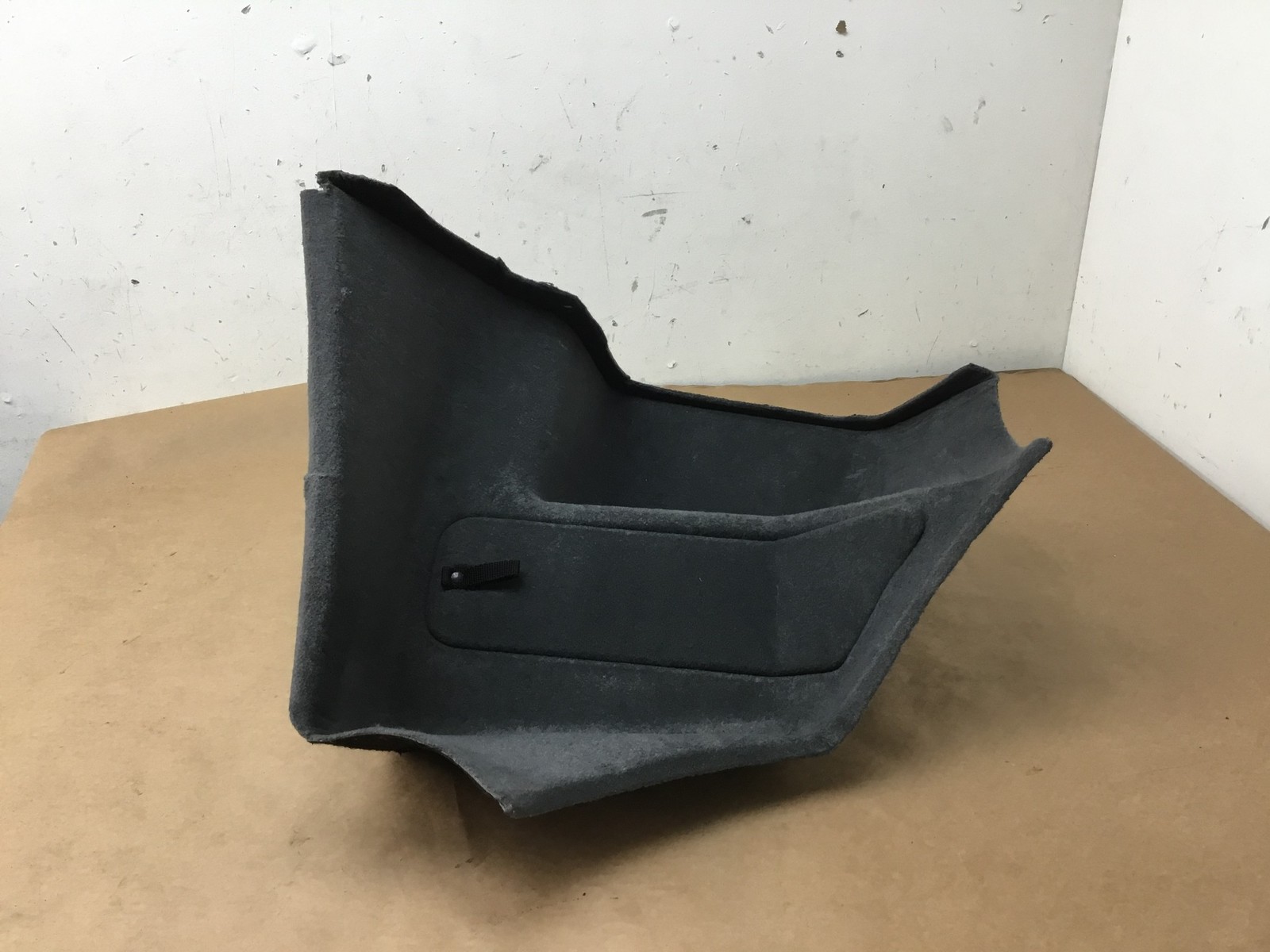 Maserati Coupe GT 2003 Rear Left Trunk Quarter Carpet Trim Cover Panel 02-06 ;:Y