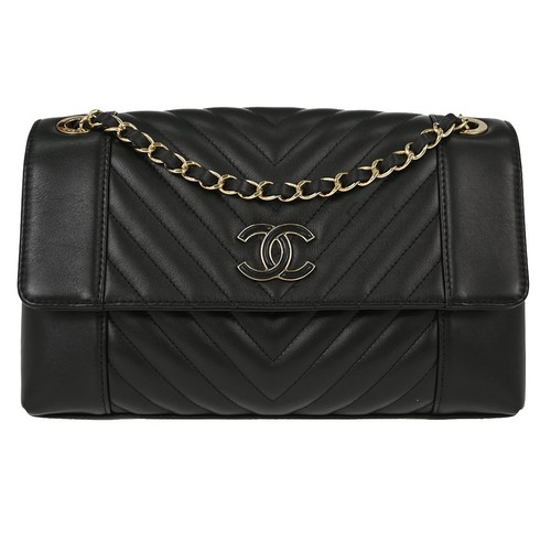 Chanel Black Lambskin Chevron Straight Flap Shoulder Bag 168917