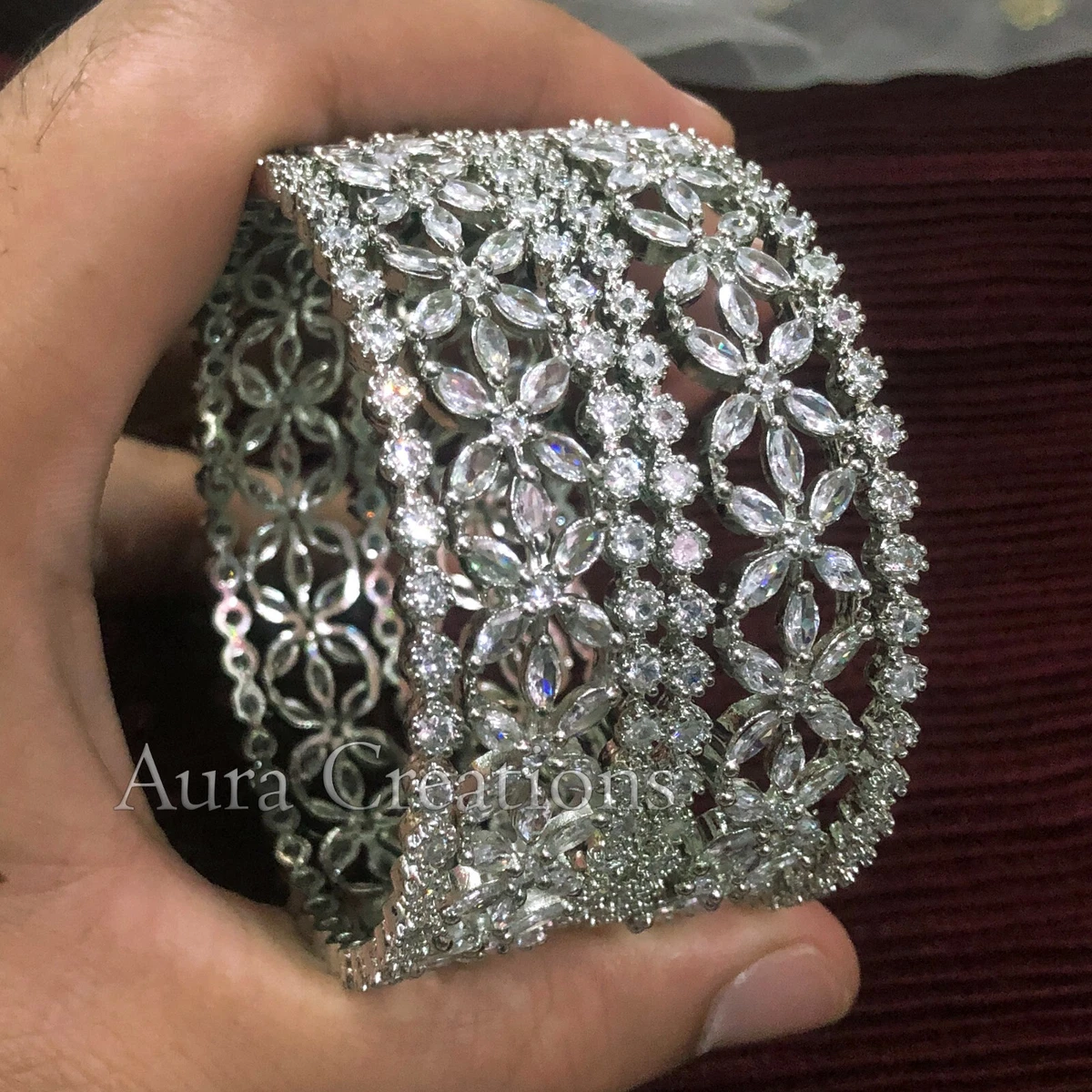 Bangles ad shop