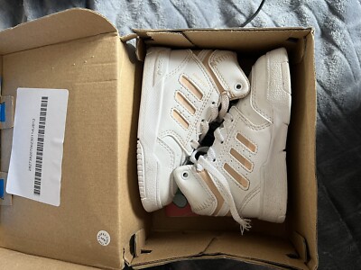 Drop Step Adidas Turnschuhe   Beige Und Weiß Kleinkind Größe 5,5 UK 21