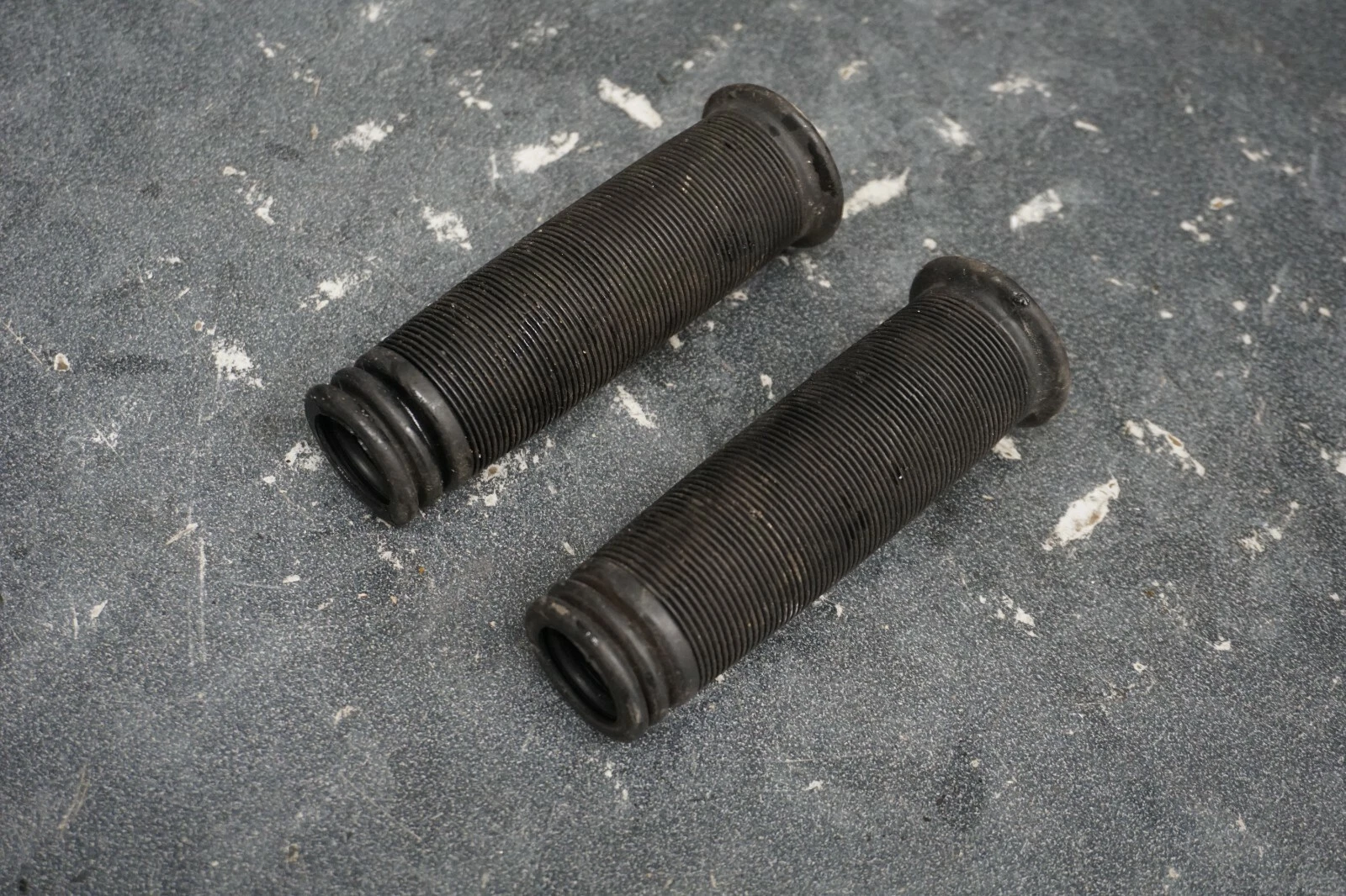1999-2005 Sea-Doo OEM Handlebar Hand Grips 295500691 GTX GTI GSX 3D RX XP