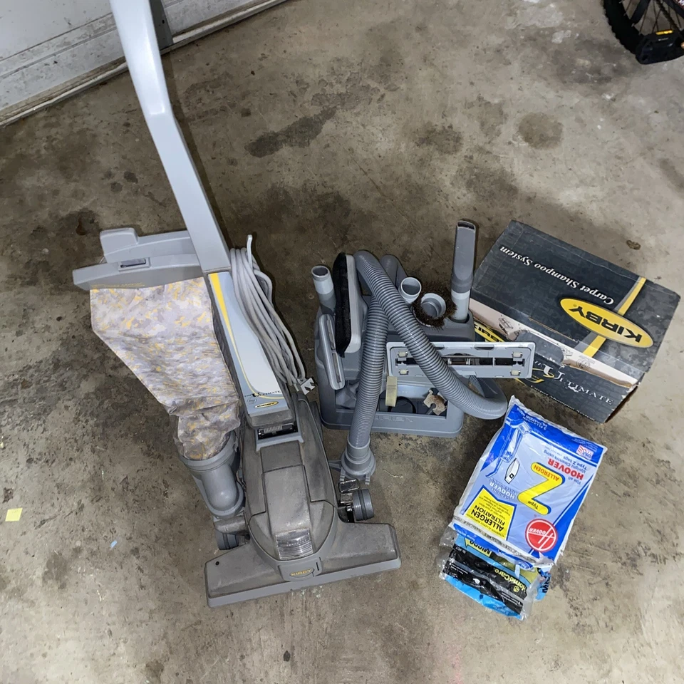 Kirby The Ultimate-G7D Silver Upright Vacuum Cleaner w/Attachments and Shampooer - Image 2 of 4