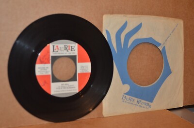 VITO & THE ELEGANTS: BELINDA; 1965 LAURIE 3324 MINT- DOO WOP 45 RPM