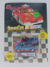 RACING CHAMPIONS 1991 RICHARD PETTY 43 PONTIAC GRAND PRIX STP NASCAR 1:64