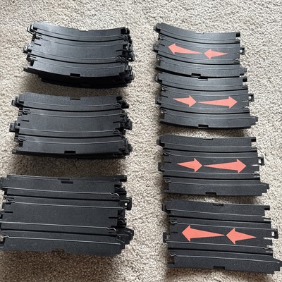 Tomy AFX Aurora 20 x 1/8 Loop Track 