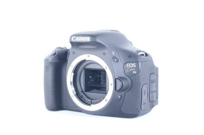 Canon EOS Kiss X5　B058 Canon EOS Kiss X5 DSLR Camera Body, Black {18MP} Japanese Version