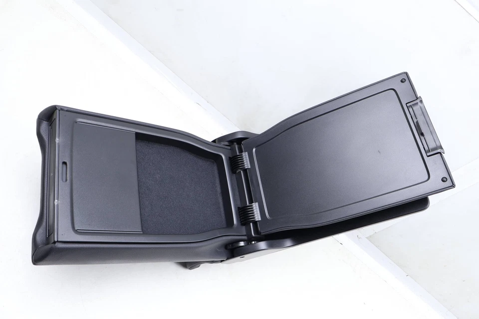 AUDI S3 2017-2020 - reposabrazos asiento central trasero / soporte para copa 8V0885081AK Foto 4 de 4