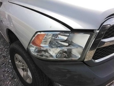 Used Right Headlight Assembly fits: 2016 Ram Dodge 1500 pickup Big Horn quad hal