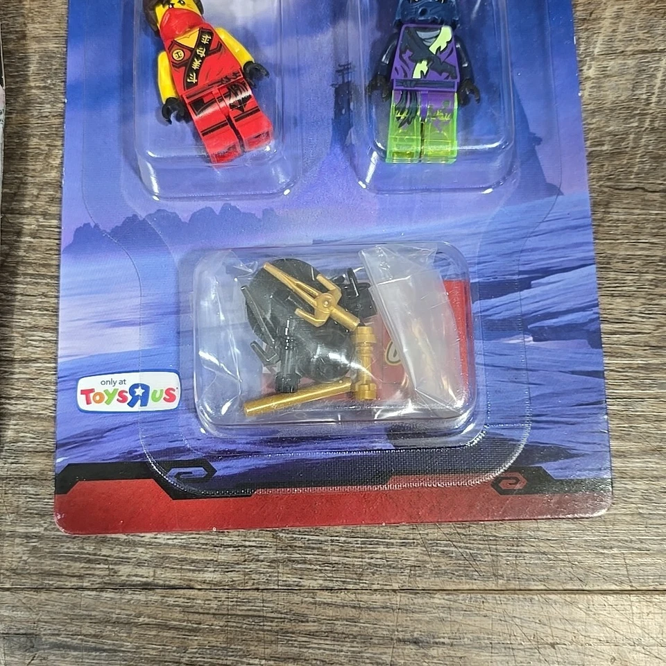LEGO NINJAGO: Minifigure Pack (5003085) Toys R Us Exclusive And Wyplash (2175) - Image 3 of 4