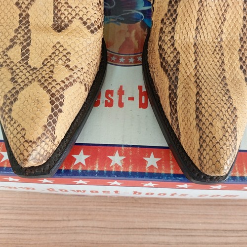 GO WEST BOOTS CHIHUAHUA PYTHON BROWN/YELLOW SIZE 10 - Picture 6 of 18
