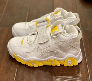 nike air barrage amarillo