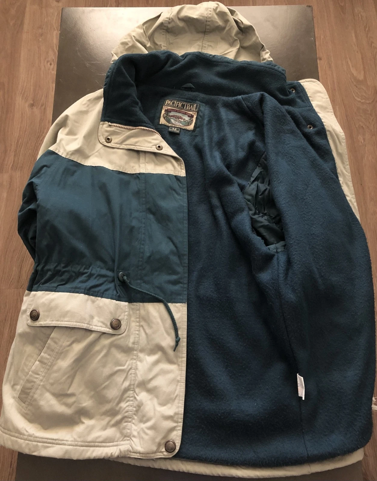 Pacific Trail Mens Medium Jacket Zipper with Hood Hide Away Feature - product detail image 3