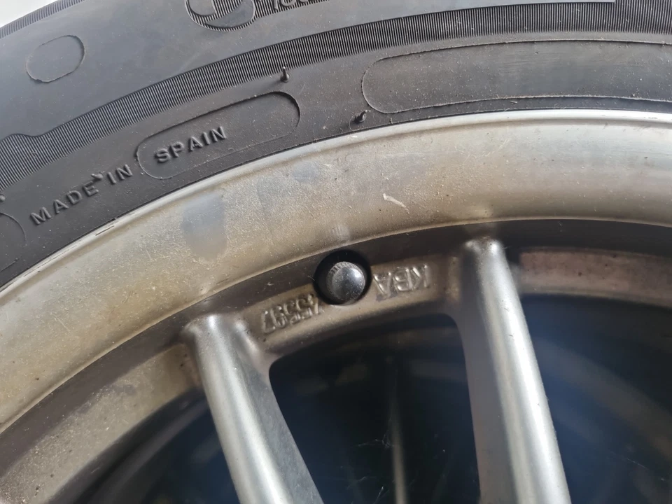 Michelin Winterreifen  225/55 R17  101H  mit Felgen - Bild 2 von 4