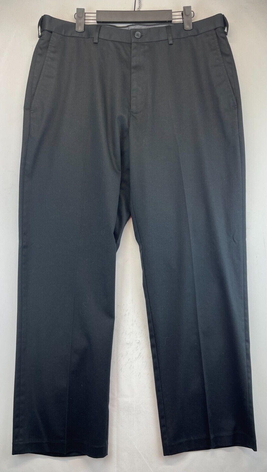 Haggar Slacks - Mens 36 x 30 - Black Dress Pants - Trousers - Flat Front (1720)