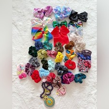 Bundle of girls hair accessories