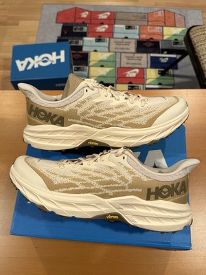 Size 9.5D - Men's Hoka One One Speedgoat 5 Vanilla Wheat