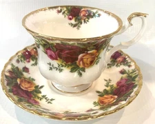 1962 Royal Albert Old Country Roses Tea Cup & Saucer Bone China England