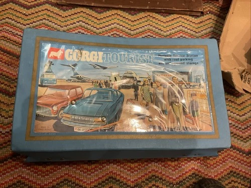 Corgi Toys 680 Corgi Tourist Carry Case Portable Station, Vintage, 1960's Spares