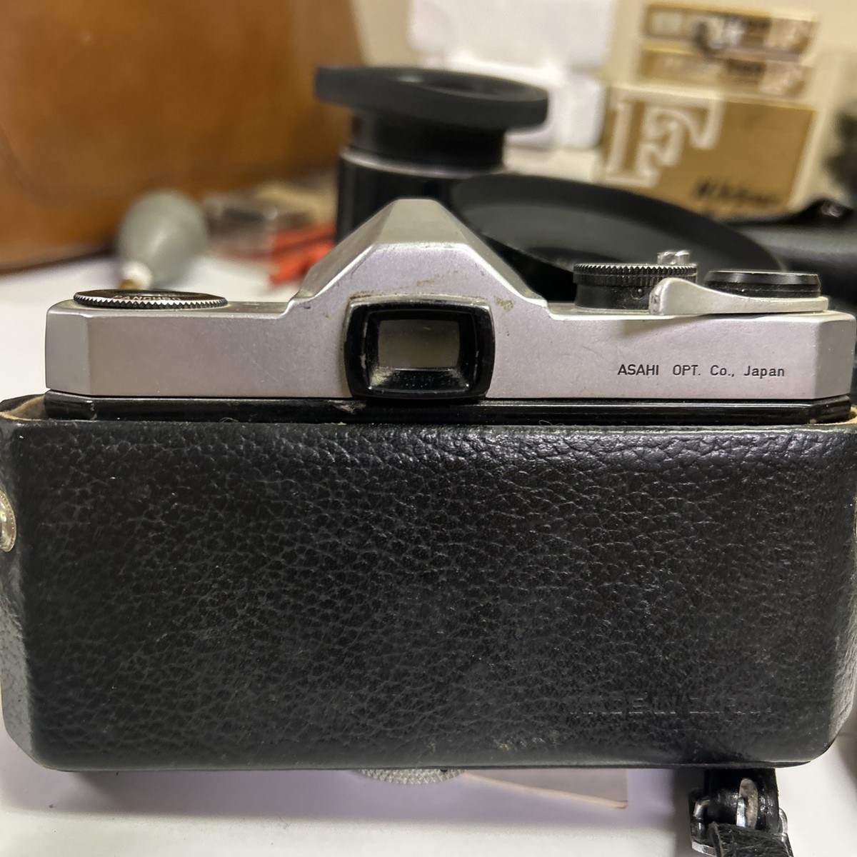 完動品美品ASAHI PENTAX SPOTMATIC 1964 Asahi Pentax Spotmatic Sp 35mm SLR camera with Lens and