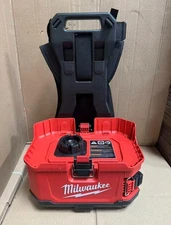 Milwaukee M18" SWITCH TANK" Powered Base 4 Gallon (2820-20PS)