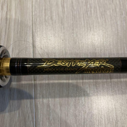 Megabass Destroyer Cyclone F4 66X Fishing Rod/ Slightly scratched and dirty/used - Picture 2 of 5