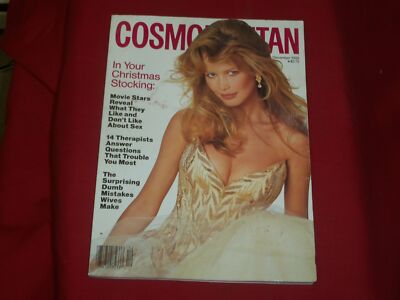 1993 DECEMBER COSMOPOLITAN MAGAZINE- CLAUDIA SCHIFFER, PHOTO BY SCAVULLO- B 5512