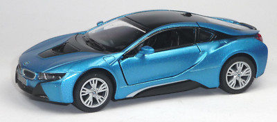 BMW i8 Plug-In-Hybrid 1:36 türkisblau metallic Modellauto von Kinsmart (Neuware)