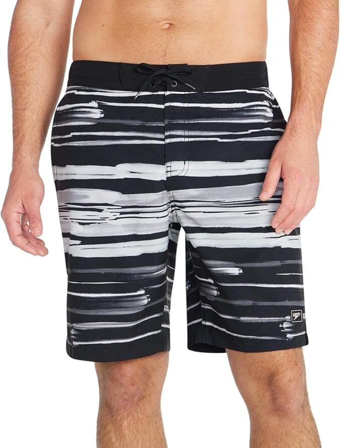 Плавки Speedo Mens Regular fit с 4-полосными комфортными шортами-стрейч среднего размера черные 4790₽