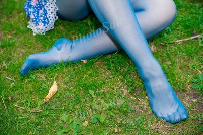  Hot Photo Beautiful Woman Panty Hose Long Legs Model feet Sexy 4×6 Glossy Print