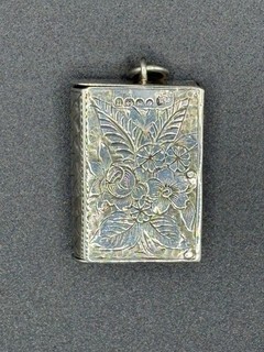 Gorgeous Solid Silver Victorian Vesta Case Birmingham 1887 R & Co