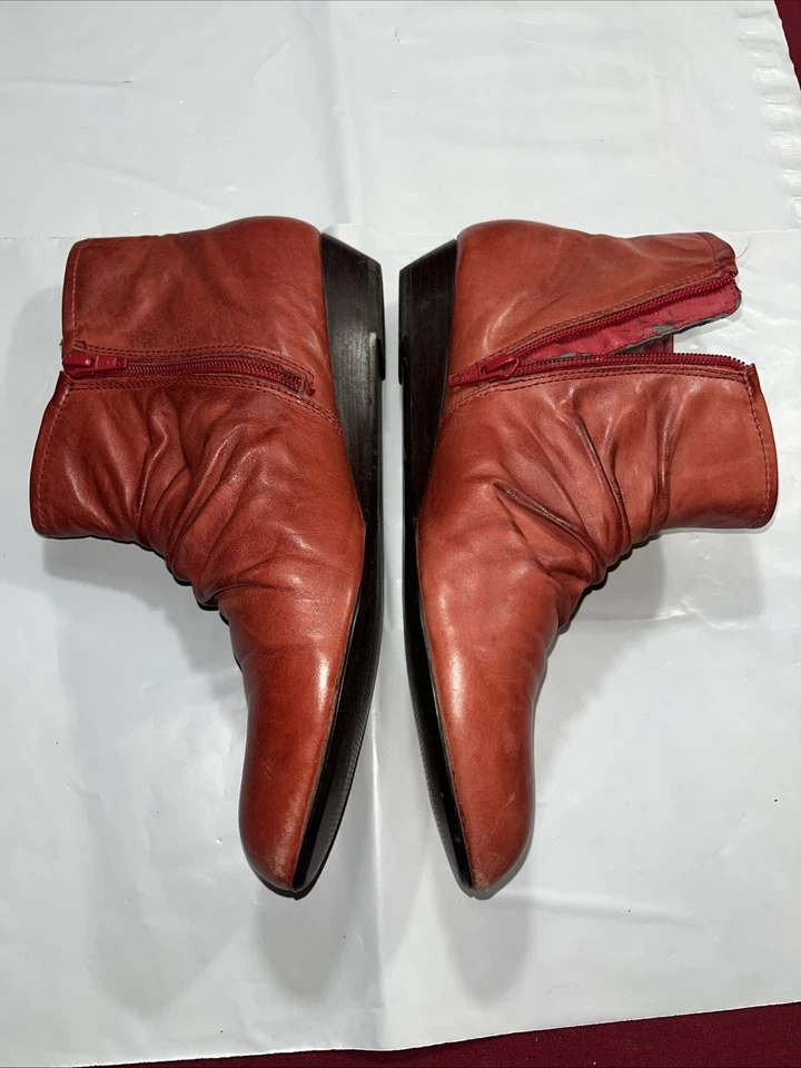 BOTÍN ARRAY ROJO HOLGADO CUERO HÉROE Mujer 10M EE. UU., Cremalleras Laterales Dobles Foto 3 de 4