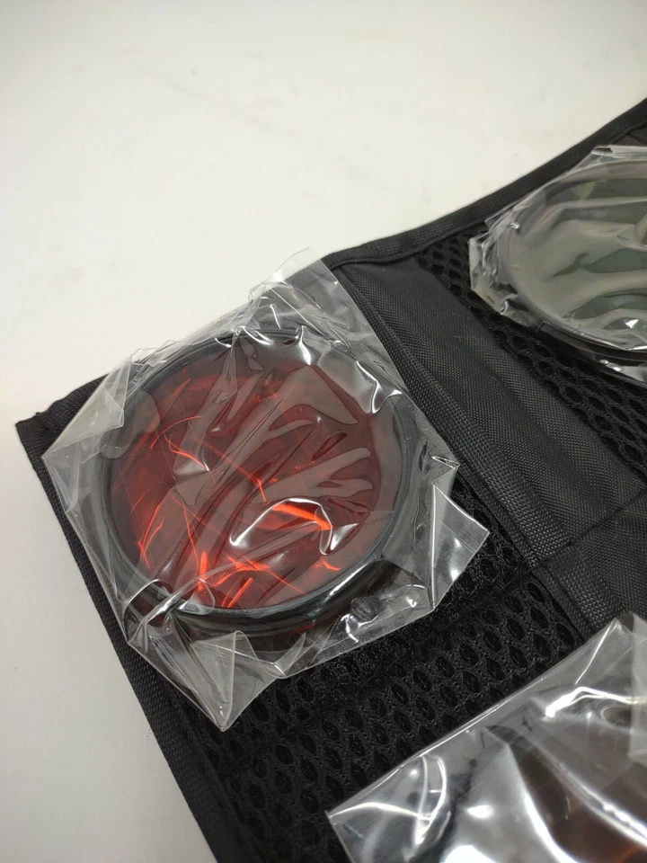 Neewer Lens Filters Set of 4 in Case with Cleaning Cloth Purple Amber Red Green - Image 4 of 4