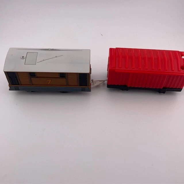 Thomas & Friends Trackmaster Motorizado Talking Toby Tender Train 2012 funcionando - Imagem 3 de 4