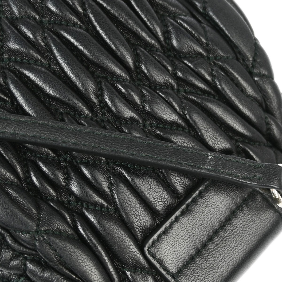 Miu Miu Black Lambskin Matelasse Shoulder Bag 194 143904 Miu Miu Black Lambskin Matelasse Shoulder Bag 194 143904 | eBay main image 3