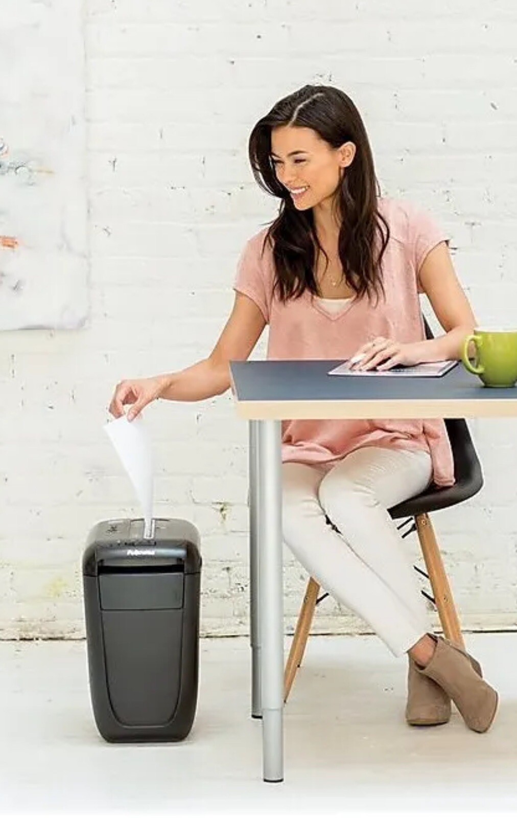Fellowes Powershred 60Cs Light-Duty Cross-Cut Shredder 10 Sheet Capacity 4606001