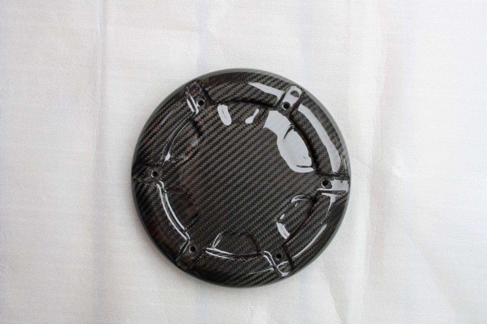 Cache alternateur carbone VMAX 1700 pour sublimer vos sorties et road trips moto