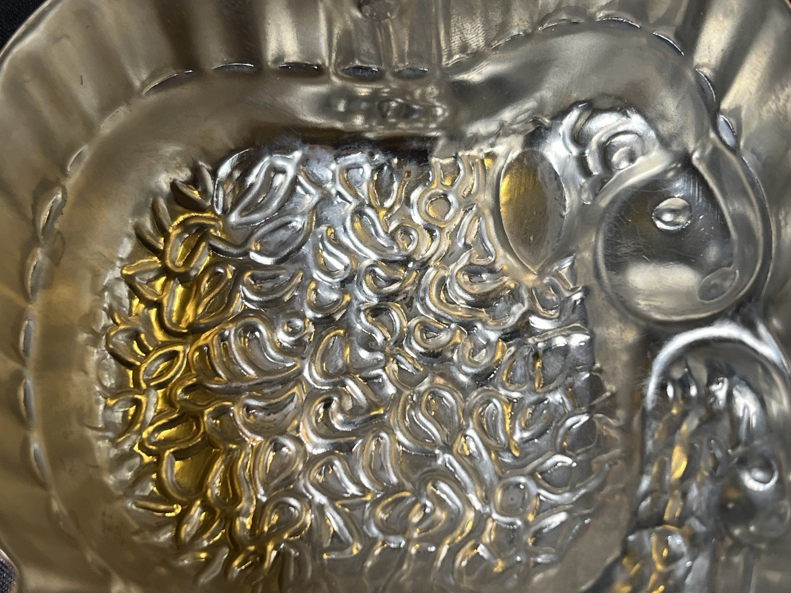 Vintage 1990s Avon Farmyard Friends Copper Tin Lined Mold Sheep 3.5x3.5”