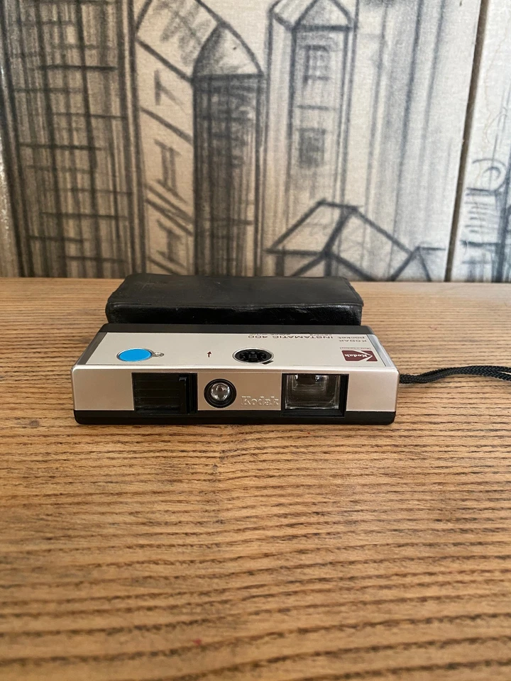 Appareil Photo Vintage Kodak Pocket Instamatic 400 + Housse Origine - Photo 1/4
